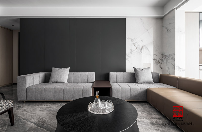 融創(chuàng)中心217㎡現(xiàn)代風格裝修實景圖